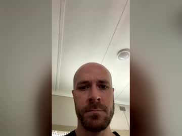 Freckledskin Chaturbate stream image from April 25, 2026