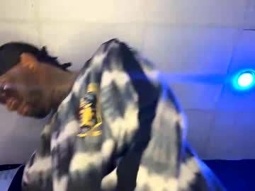 Lulhbk Chaturbate stream image from April 25, 2026
