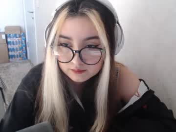 Elmerpantojz Chaturbate stream image from April 25, 2026