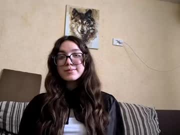 Helenatenbrink Chaturbate stream image from April 25, 2026