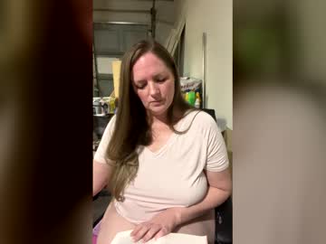 Roxxxipaid Chaturbate stream image from April 25, 2026