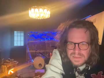 Gipsymoonrise Chaturbate stream image from April 25, 2026