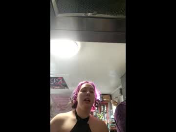 Candy2002god Chaturbate stream image from April 25, 2026