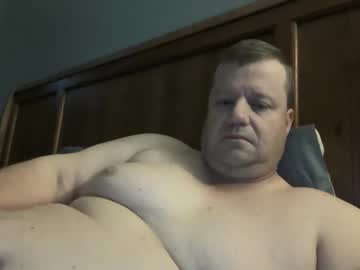 Cmachen Chaturbate stream image from April 25, 2026