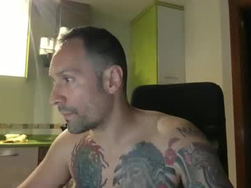 Babakeror Chaturbate stream image from April 25, 2026