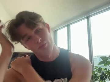Fruitybubble Chaturbate stream image from April 25, 2026