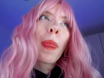 Irisice Chaturbate stream image from April 25, 2026