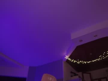 Miuri_Miy Chaturbate stream image from April 25, 2026