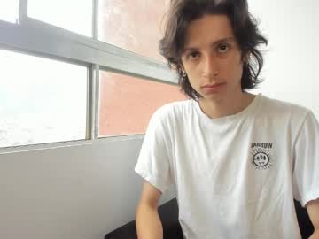 Onion_Knight420 Chaturbate stream image from April 25, 2026
