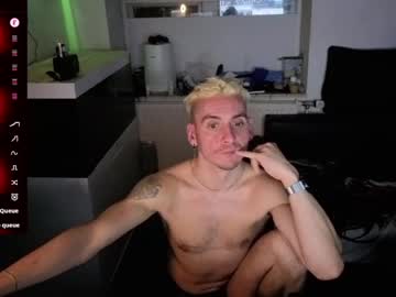 Rayzel_White Chaturbate stream image from April 25, 2026