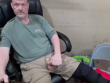 Uncutbamaboy Chaturbate stream image from April 25, 2026