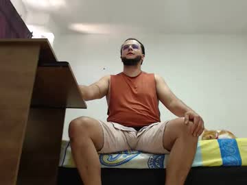 Cloudsfunxxxx Chaturbate stream image from April 25, 2026