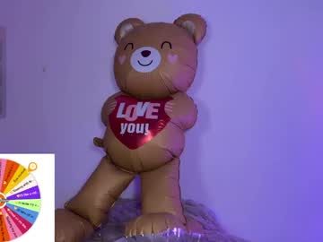 Juli_M00n Chaturbate stream image from April 25, 2026