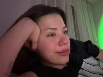 Debbiii Chaturbate stream image from April 25, 2026