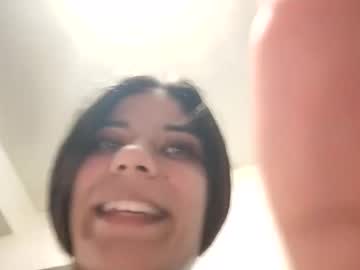 Ella521985 Chaturbate stream image from April 25, 2026