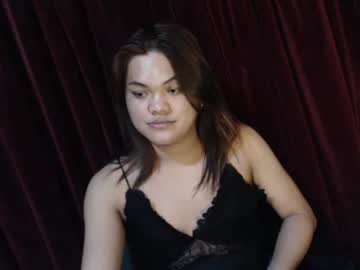 Urhottie_Bella Chaturbate stream image from April 25, 2026