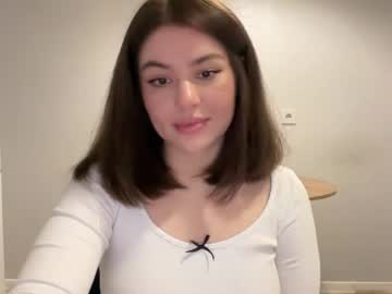 Vaiee Chaturbate stream image from April 25, 2026