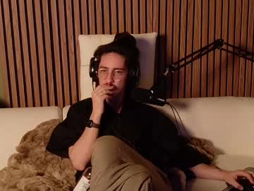 Iamauhsel Chaturbate stream image from April 25, 2026