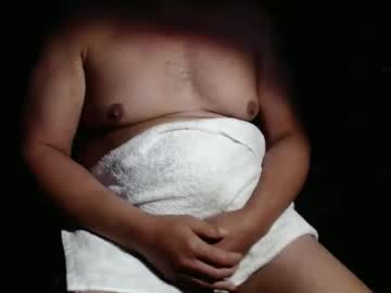 Bubbasmalls Chaturbate stream image from April 25, 2026