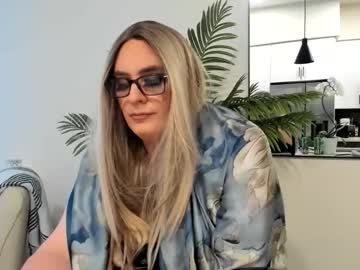 Someonespeicial Chaturbate stream image from April 25, 2026