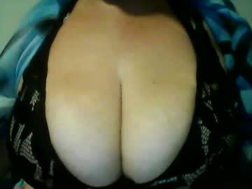 Perlita070822 Chaturbate stream image from April 26, 2026