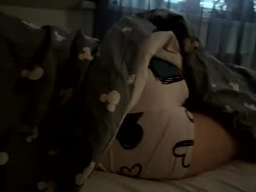 Holliesdollies90 Chaturbate stream image from April 26, 2026