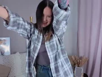 Eve_Beam Chaturbate stream image from April 26, 2026