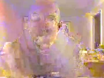 Tinchox42 Chaturbate stream image from April 26, 2026