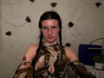 Lauradre_ Chaturbate stream image from April 26, 2026