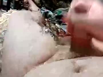 Barnbuilder97 Chaturbate stream image from April 26, 2026