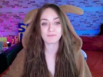 Dalia_Peach Chaturbate stream image from April 26, 2026