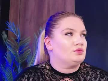 Melanniebrown Chaturbate stream image from April 26, 2026