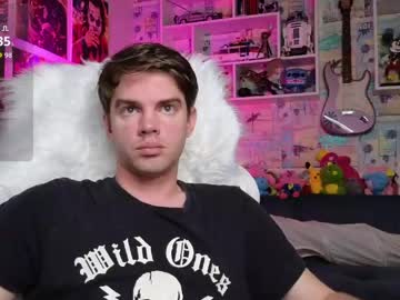 Oxmikexo Chaturbate stream image from April 26, 2026