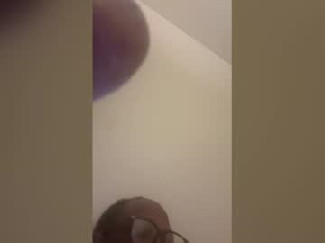 Lilron0072y Chaturbate stream image from April 26, 2026