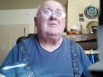Jesuisfou400 Chaturbate stream image from April 26, 2026