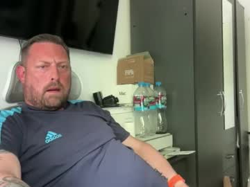 Junky345 Chaturbate stream image from April 26, 2026