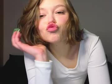 Lady_Birdd Chaturbate stream image from April 26, 2026