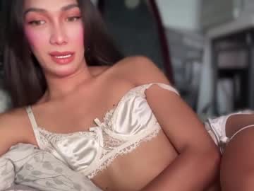 Azalea_Cum69 Chaturbate stream image from April 26, 2026