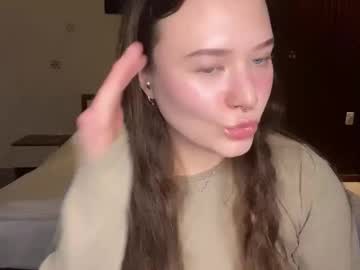Kristiekitty Chaturbate stream image from April 26, 2026