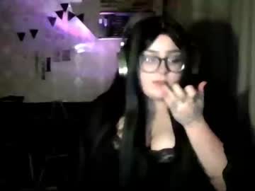 Moonfairy2 Chaturbate stream image from April 26, 2026