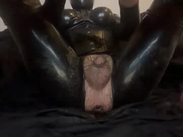 Rubberman33 Chaturbate stream image from April 26, 2026