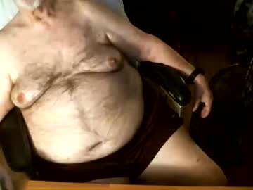 Hairybear813 Chaturbate stream image from April 26, 2026