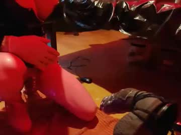 Latexanalboy Chaturbate stream image from April 26, 2026