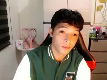 Urhotethanxx Chaturbate stream image from April 26, 2026