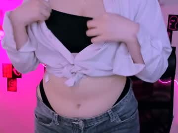 Nikol_Kitt Chaturbate stream image from April 26, 2026