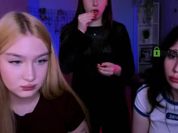Riley_Sanders Chaturbate stream image from April 26, 2026
