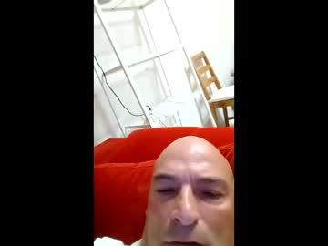 Tolipo2 Chaturbate stream image from April 26, 2026
