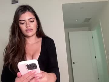 Poutyselena Chaturbate stream image from April 26, 2026