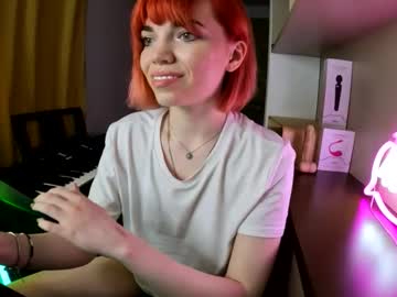 Olivka_Flower Chaturbate stream image from April 26, 2026