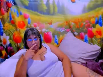 Indianroxy27 Chaturbate stream image from April 27, 2026